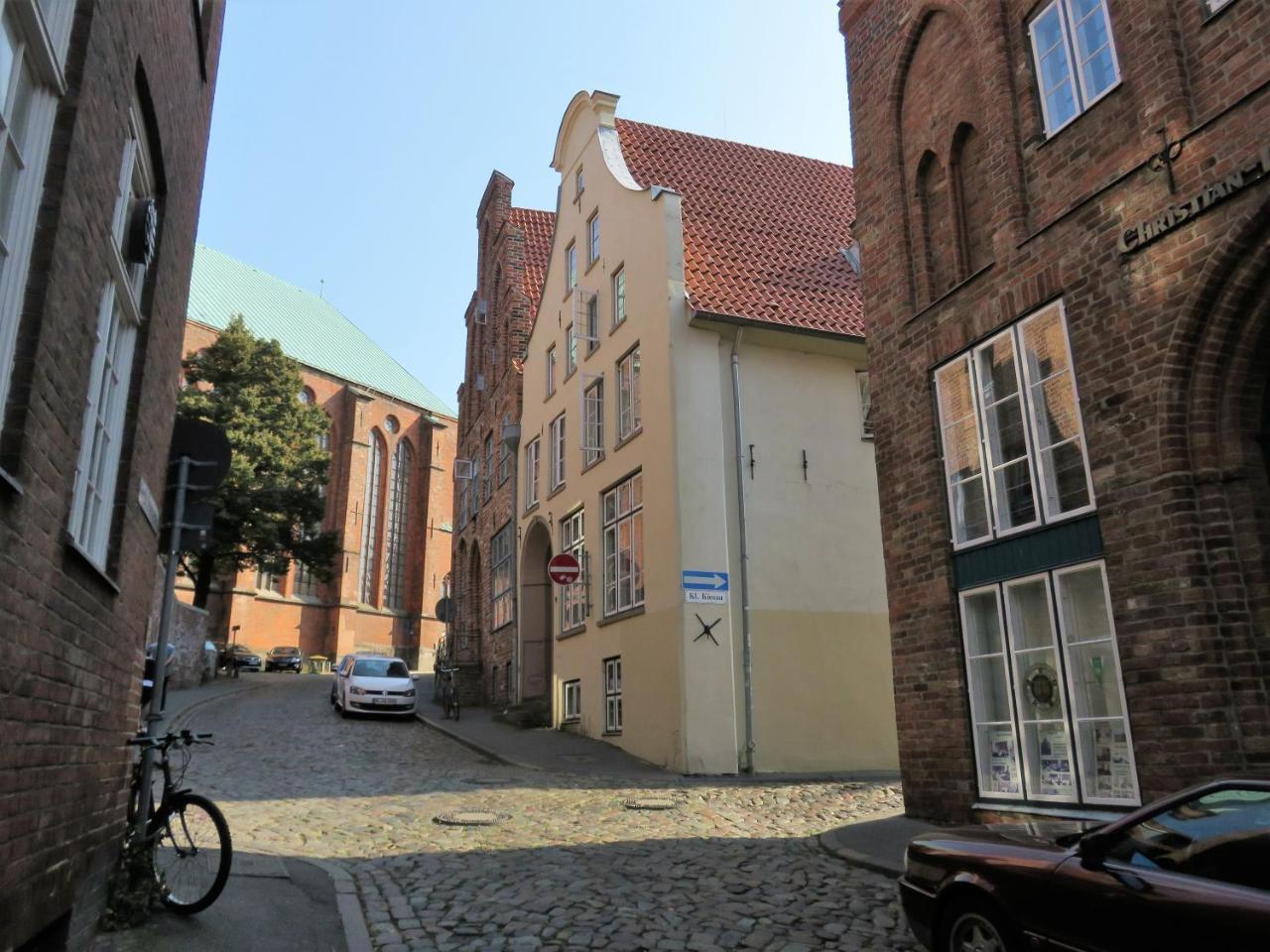 Altstadt-Hostel Cvjm Lübeck Buitenkant foto